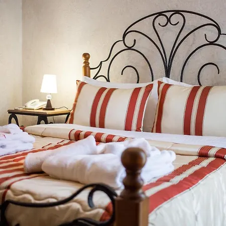 Hotel Restaurant Emblema Petrele