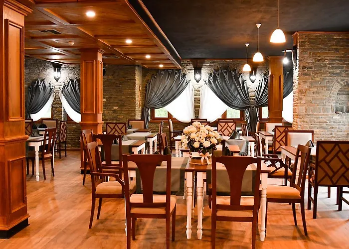 Restaurant Emblema Hotel Petrele