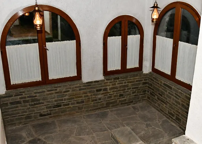 Restaurant Emblema 호텔 Petrele