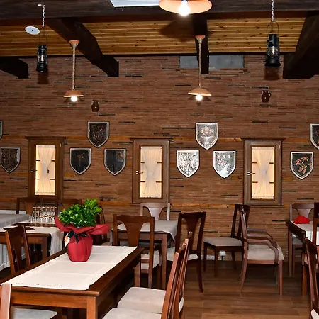 Restaurant Emblema Hotel Petrele